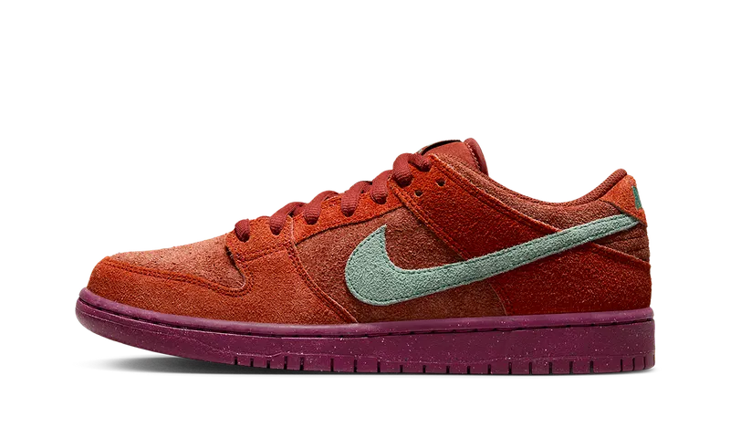 Nike SB Dunk Low Pro Prm “Mystic Red” (DV5429-601)