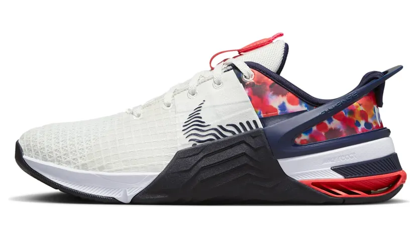 nike-metcon DO9381-101