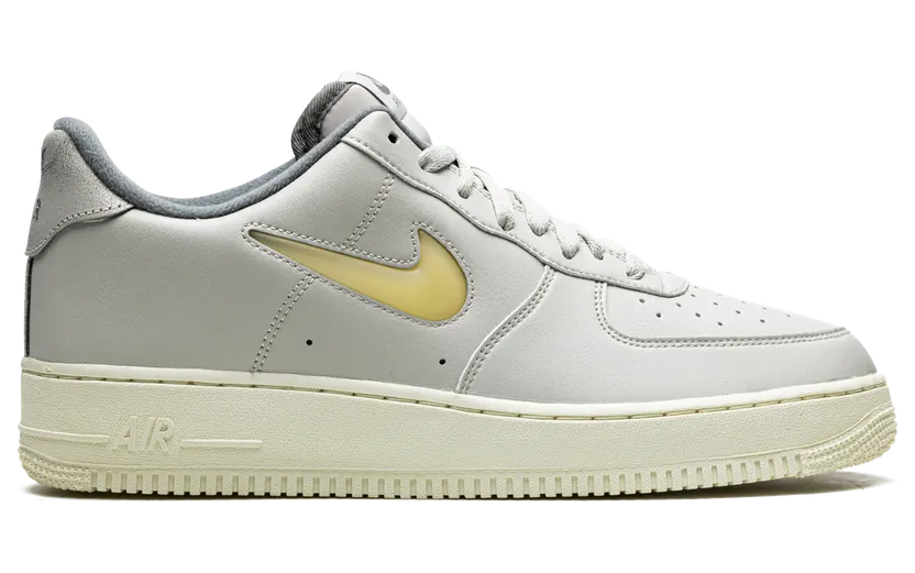 nike-air-force DC8894-001