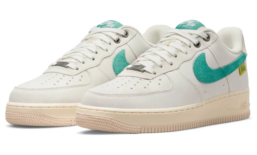 nike-air-force DO5876-100