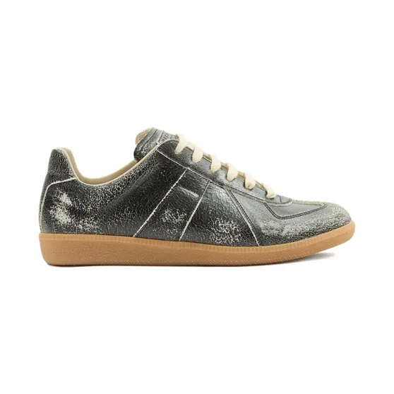 Maison Margiela Replica “Black” (S57WS0517P7424)