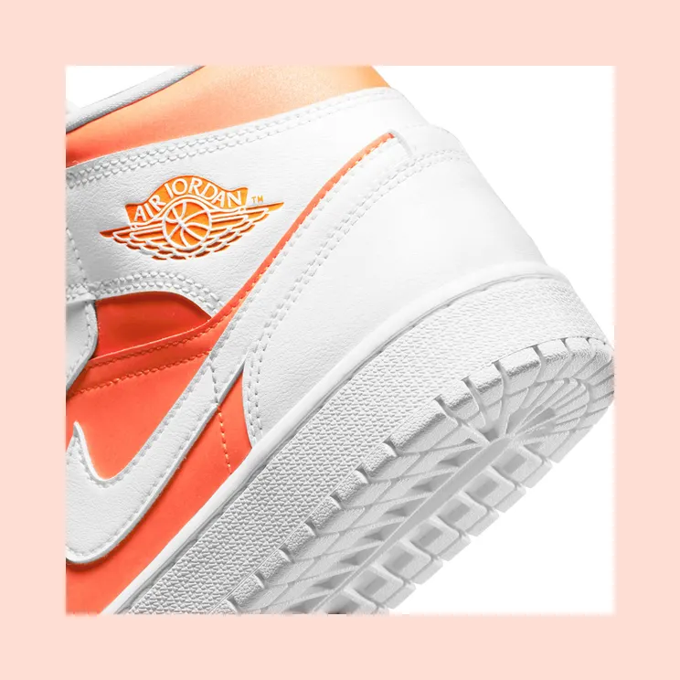 air-jordan-1 CZ0774-800