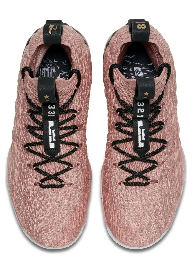 nike-lebron-15 897650-600
