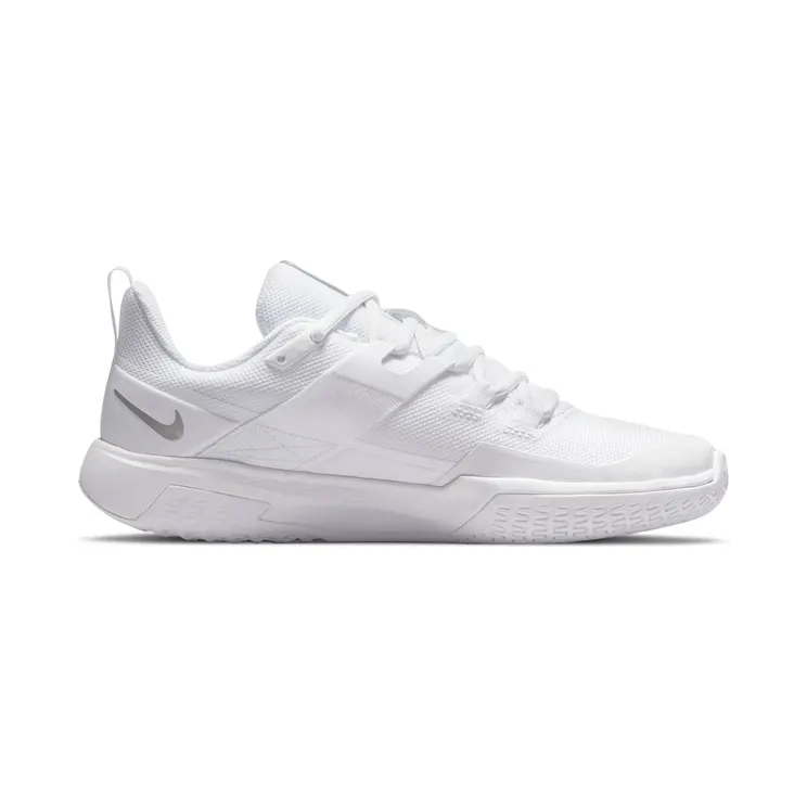 nikecourt DC3431-133