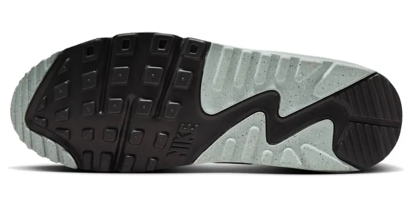 nike-air-max FN6948-100