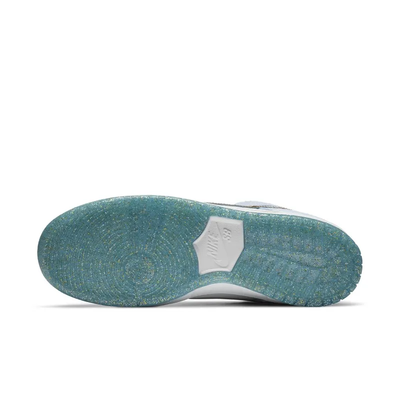 Nike  SB Dunk Low Sean Cliver (Special Box) Ice Blue/White-Metallic Gold-Metallic Silver (DC9936-100)