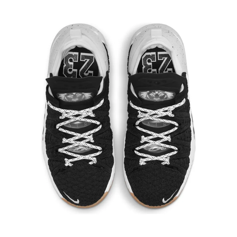 LeBron 18 voor kids Black (CW2760-007)