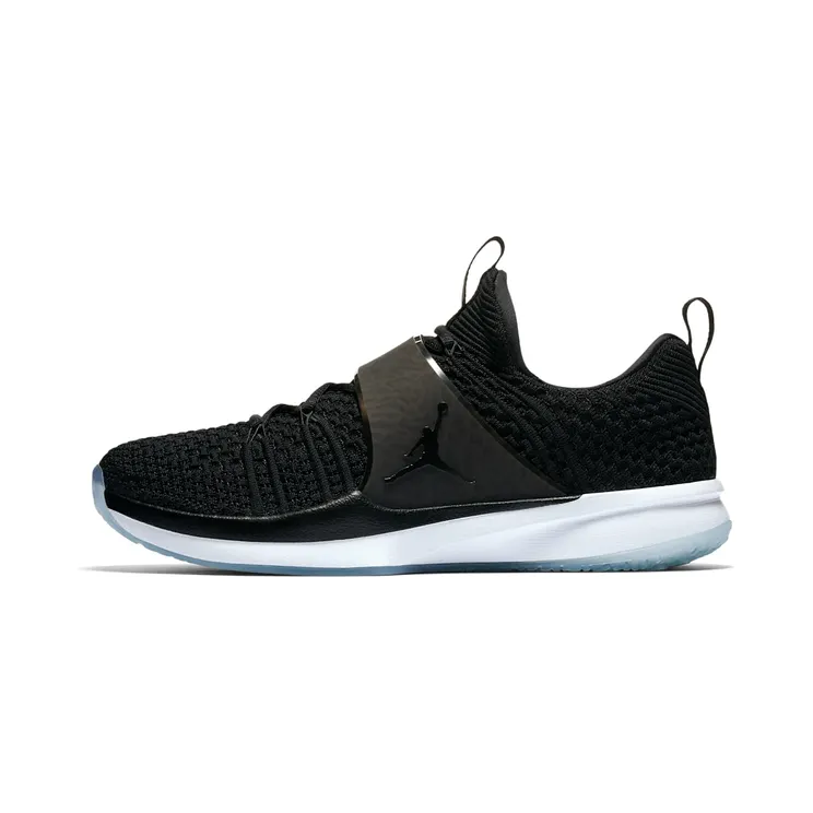 Jordan Trainer 2 Flyknit “Black / White” (921210-010)