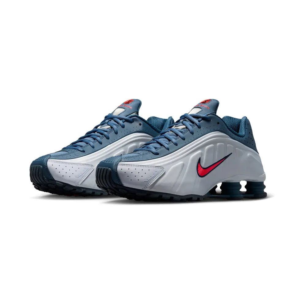 Nike Shox R4 “Football Greyq” (HQ1988-012)