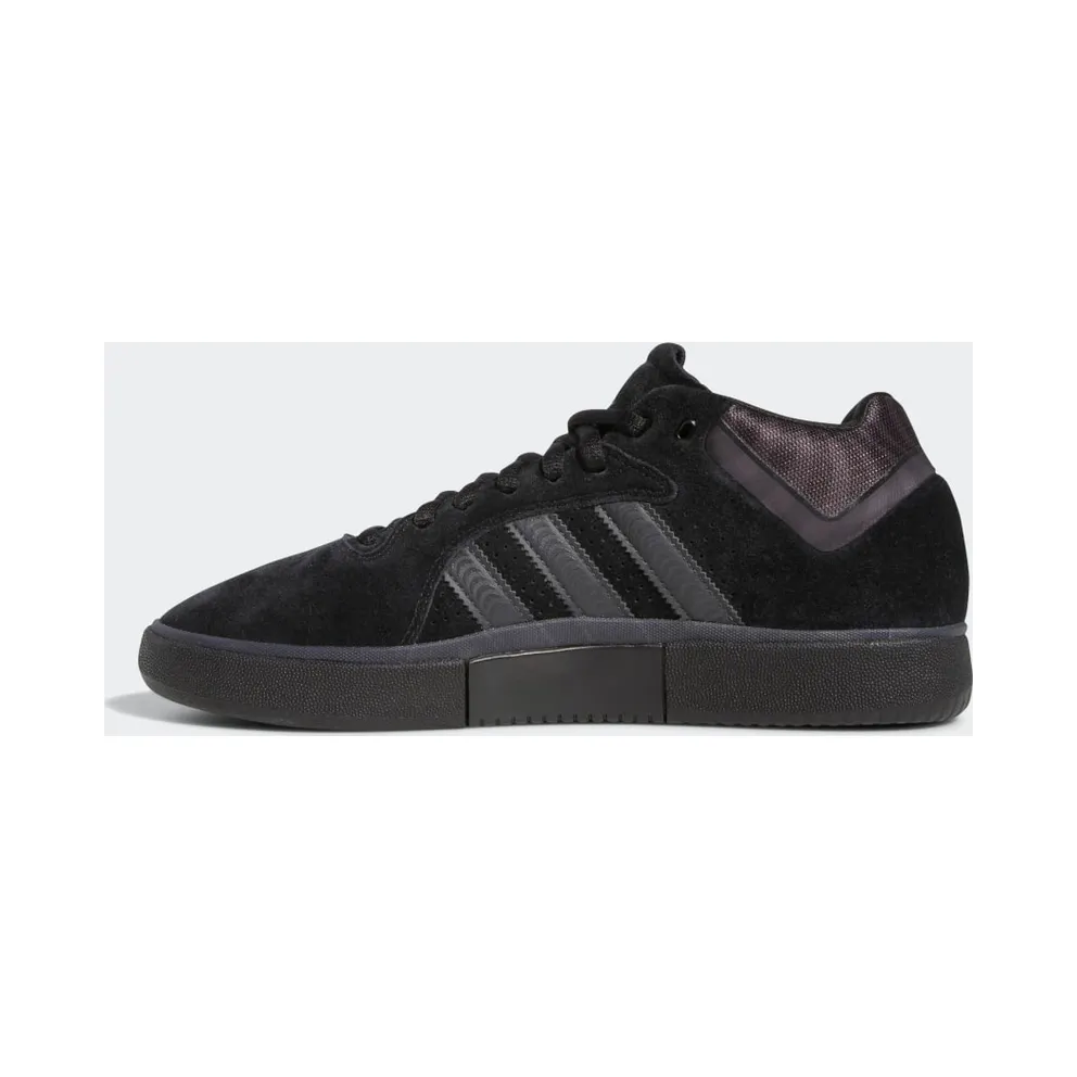 adidas Tyshawn x Spitfire Core Black / Core Black / Silver Metallic (HQ9792)