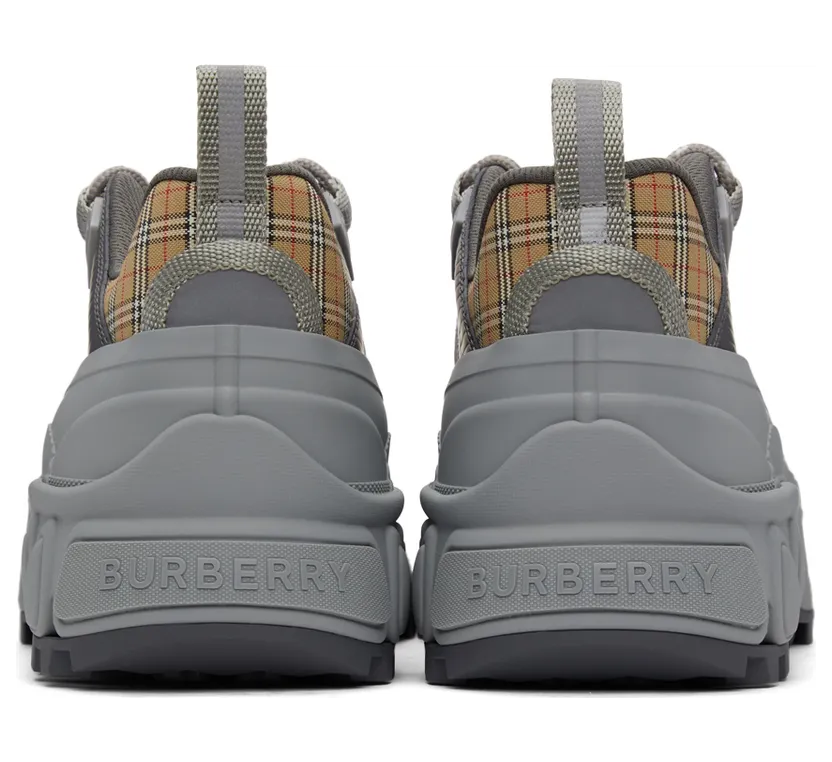 Burberry Arthur Chunky Low-Top Sneakers (8043864) (4)