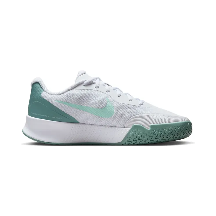 nikecourt FZ2156-106