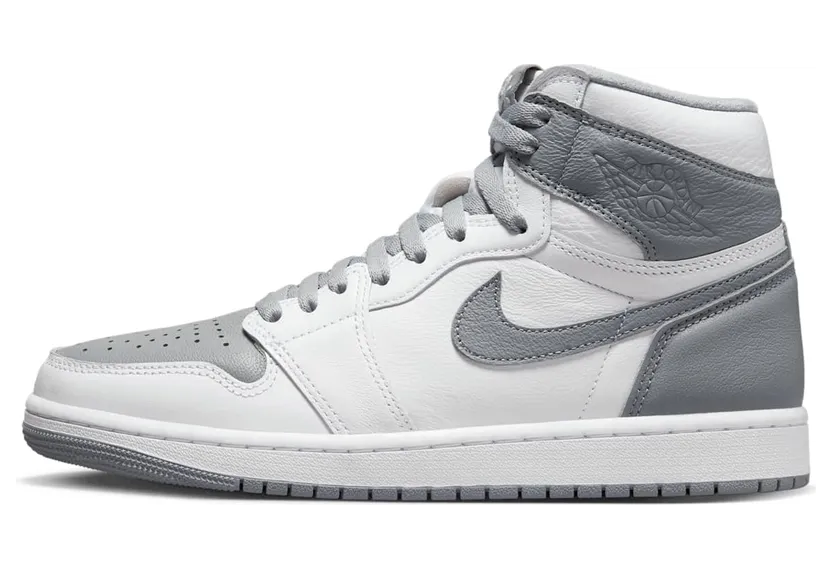 Air Jordan 1 Retro High Og “Stealth” (555088-037)