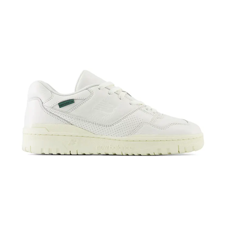 New Balance 550 “Sea Salt Nightwatch Green” (BB550PWT)