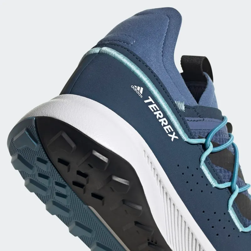 adidas-terrex FW9404