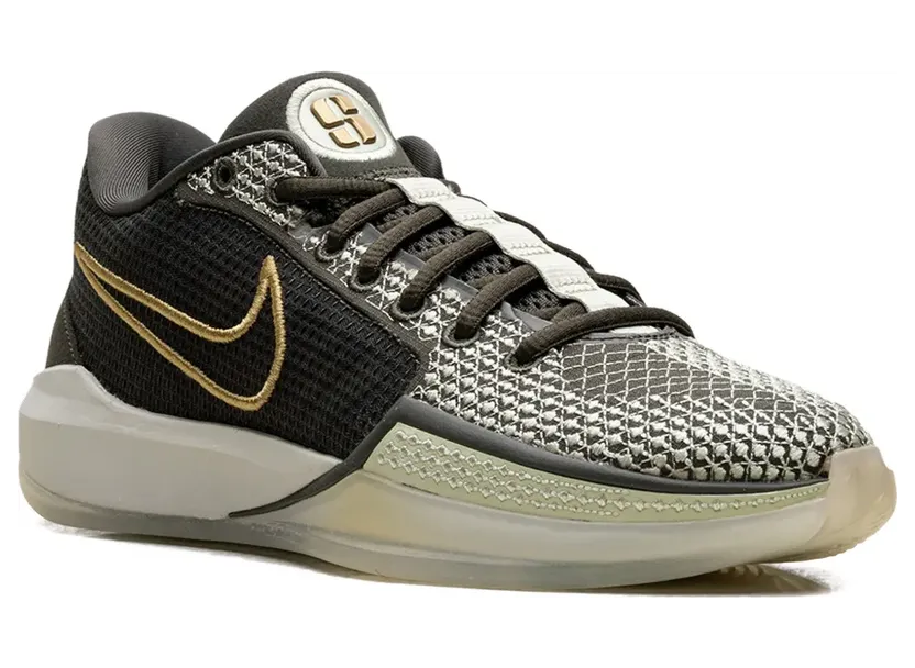 nike-sabrina-1 HF5517