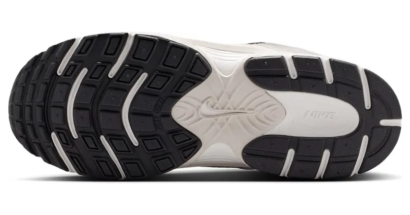 nike-v5-rnr HQ6411-102