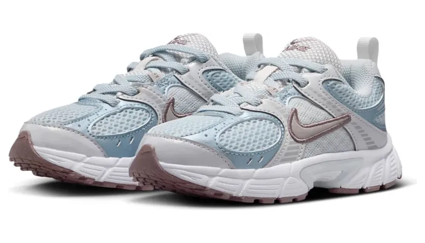 nike-v5-rnr HQ6412-400