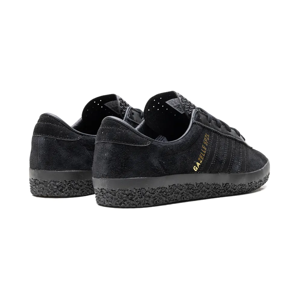 Adidas Gazelle “Triple Black” (IG8939)