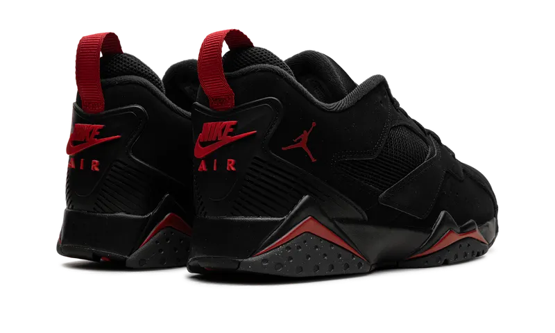 Jordan MVP 92 “Bred” (HQ3950-006)