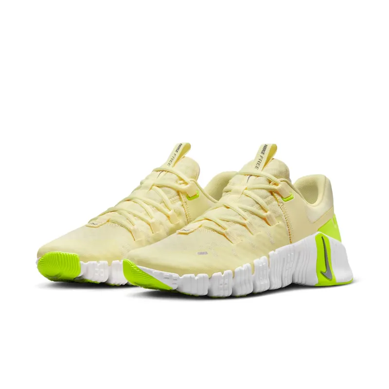 Nike Free Metcon 5 “Citron Tint Volt” (DV3950-800)