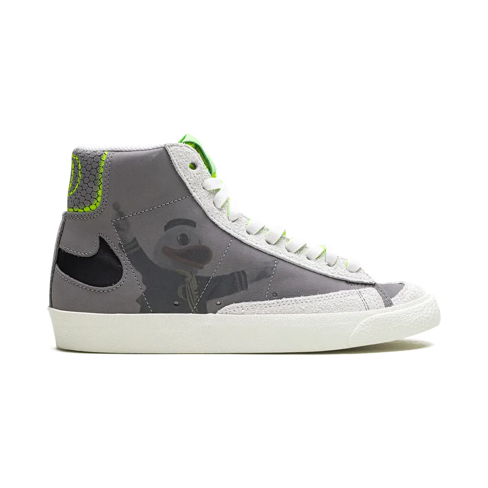 Nike Blazer Mid ’77 “University of Oregon Football” (FD0235-001)