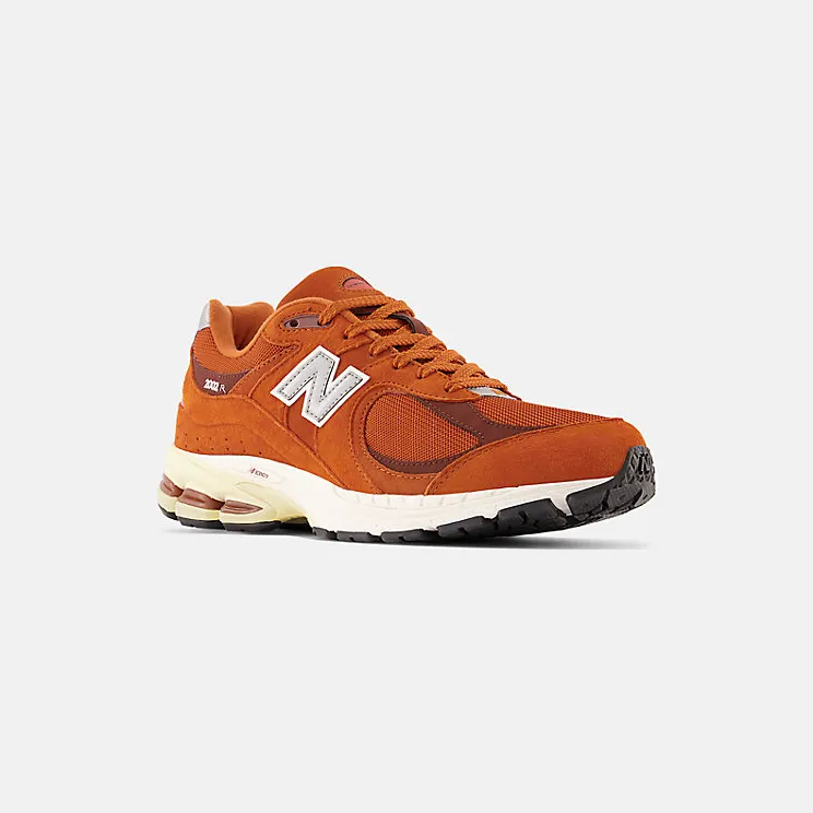 new-balance-2002r M2002RCB