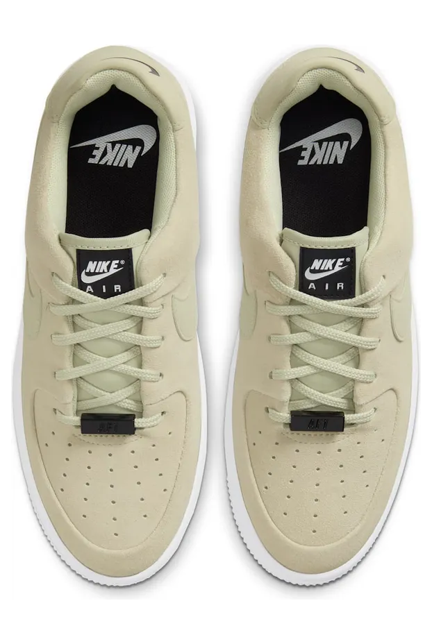nike-air-force AR5339-301