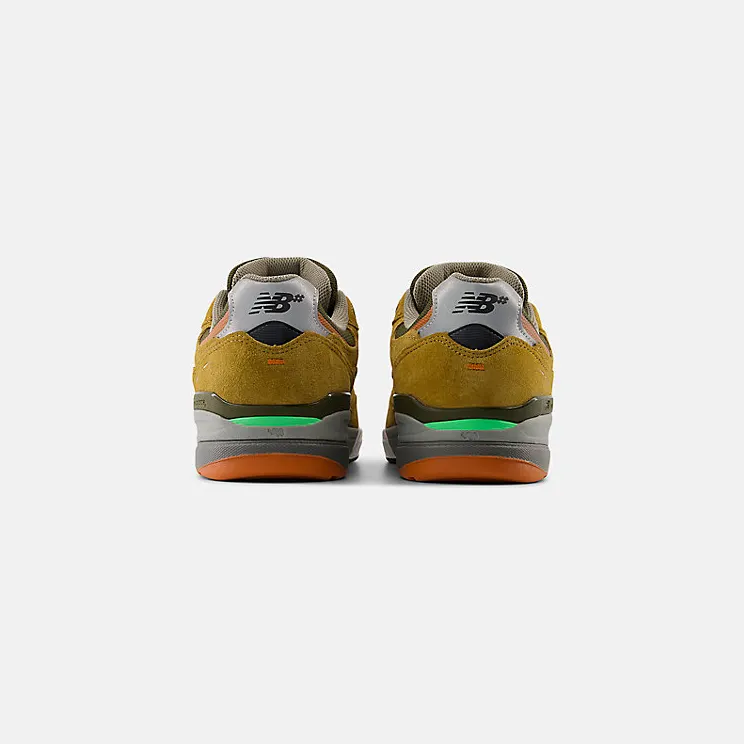 new-balance-numeric NM933MNO