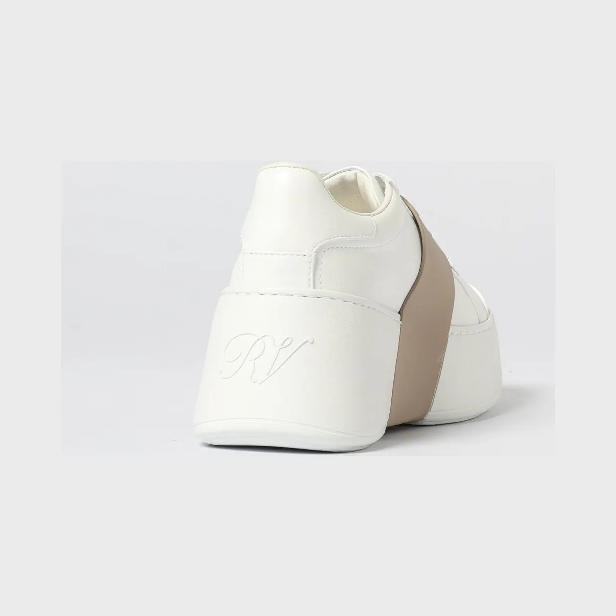Roger Vivier Sneakers Dove Grey (RVW73729110LXQ9997) (2)