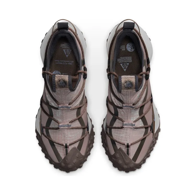 nike-acg DQ1979-001