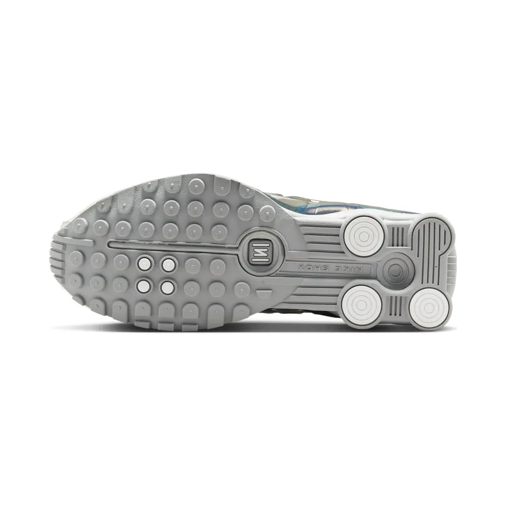 Nike Shox R4 “White Iridescent” (IB7703-100)