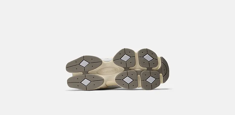 New Balance 9060 “Pearl Grey Linen” (U9060EEL)