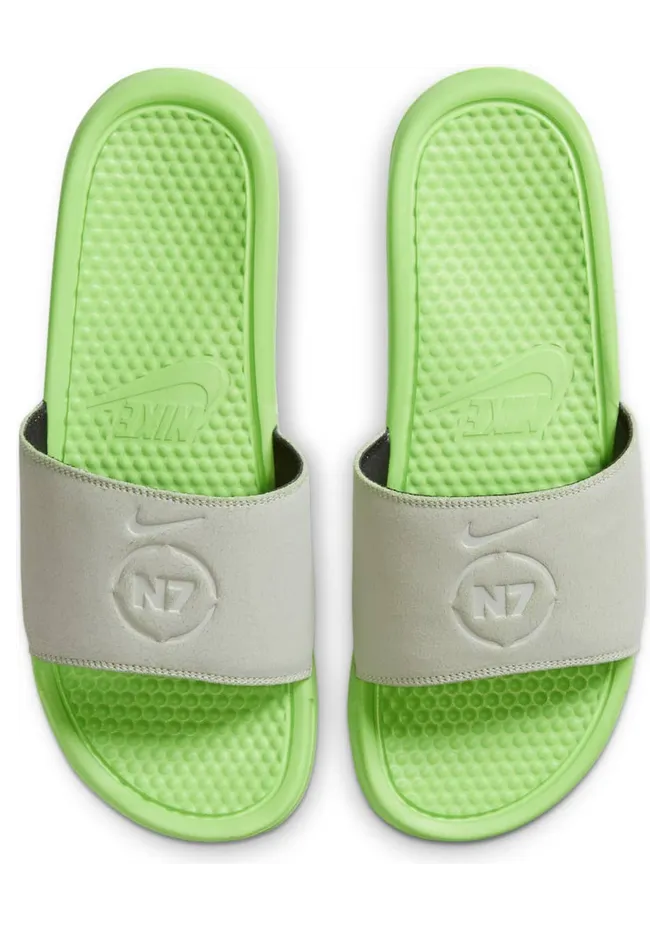nike-benassi CV0267-001