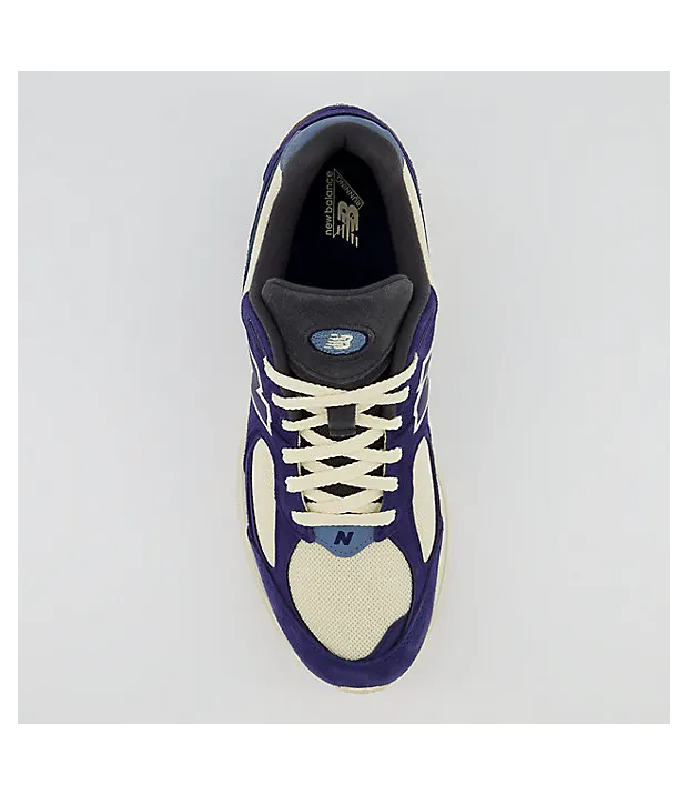 new-balance-2002r M2002RG