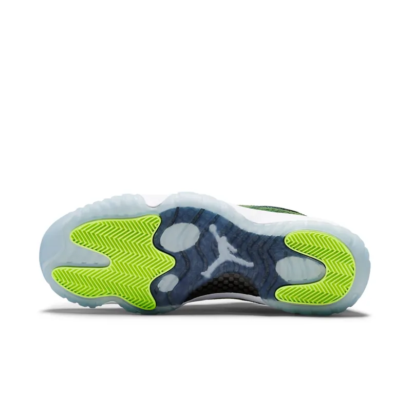 Air Jordan Nike AJ XI 11 Retro Low Green Snakeskin (528895-033)