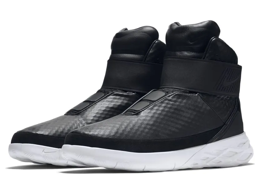 Nike Swoosh Hunter Black