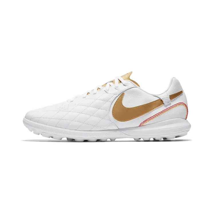 Nike LegendX Barcelona “White / Metallic Gold” (AQ2212-171)