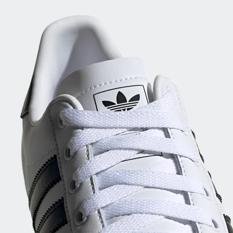 adidas-coast-star EE8900