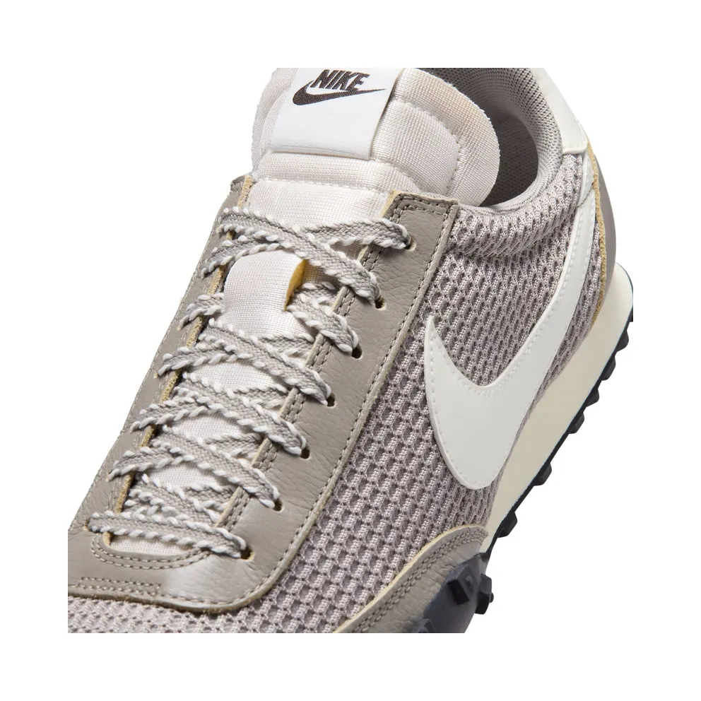 Nike Waffle Racer SE Moon Fossil Sail (IM8673-001)