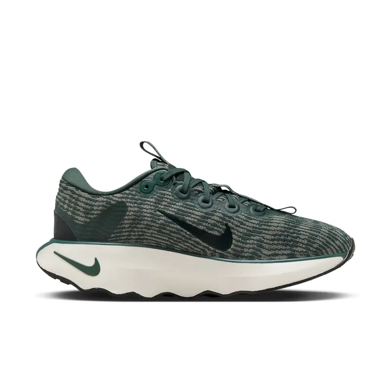 Nike Motiva Vintage Green Light Army Black (DV1238-301)