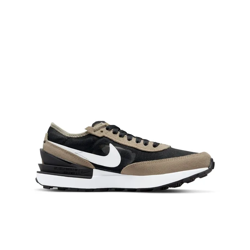 Nike Waffle One Older Kids’ Black (DC0481-007)