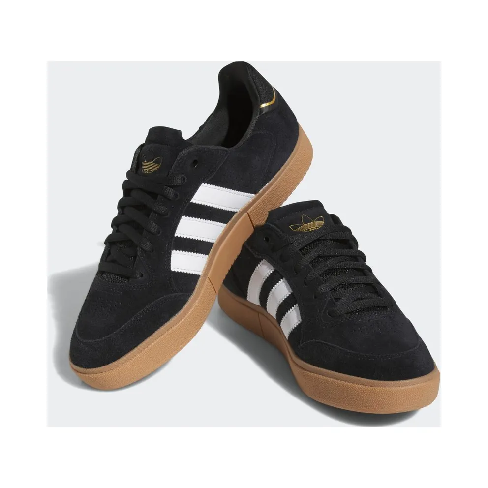 adidas Tyshawn Low Core Black / Cloud White / Gum (IG5280)
