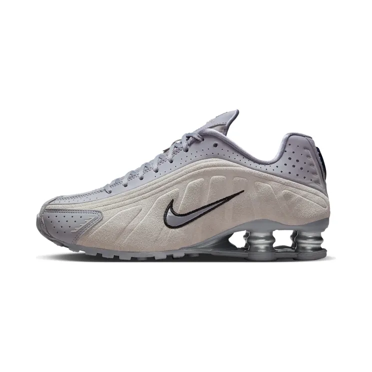 Nike Shox R4 “Cement Grey / College Grey / Metallic Silver / Black” (HQ7739-001)