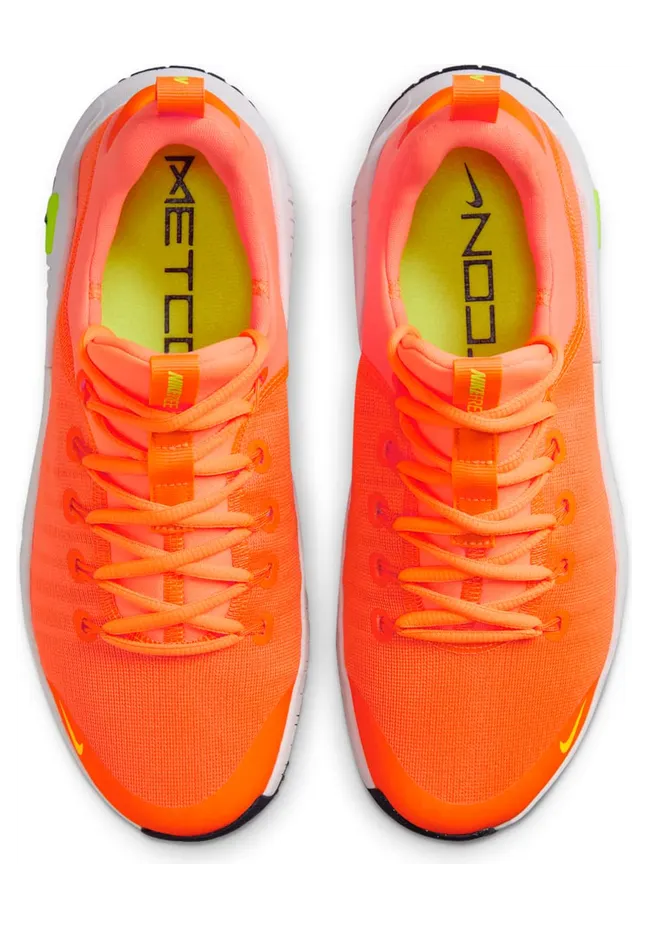 nike-free FJ7126-800