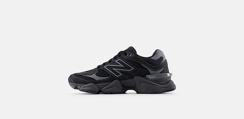 New Balance 9060 “Mono Black” (U906079E)