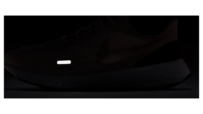 nike-revolution BQ3207-600