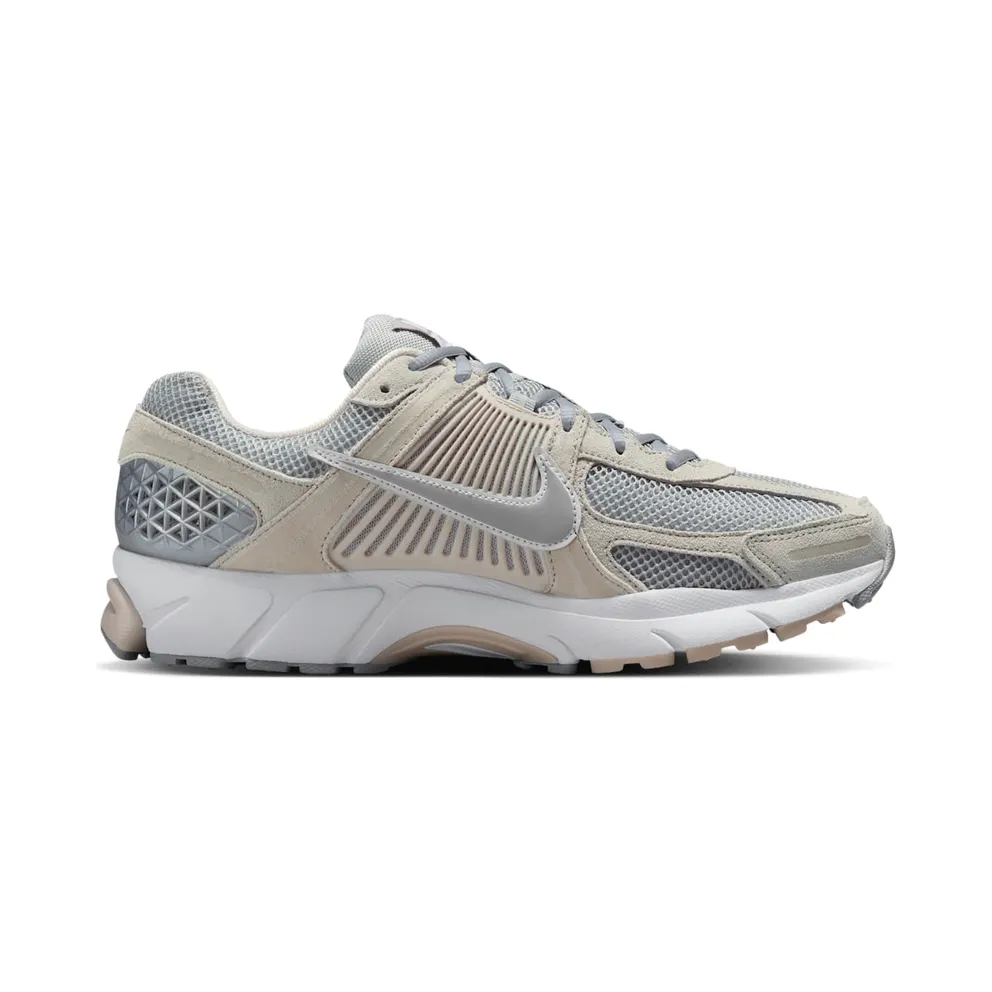 Nike Zoom Vomero 5 “Light Orewood Brown” (HF1553-101)