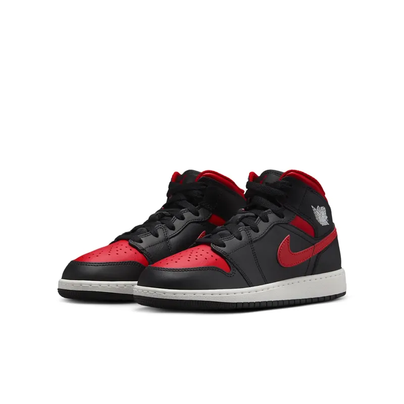 Jordan 1 Mid GS “Black Summit White Varsity Red” (DQ8423-067)
