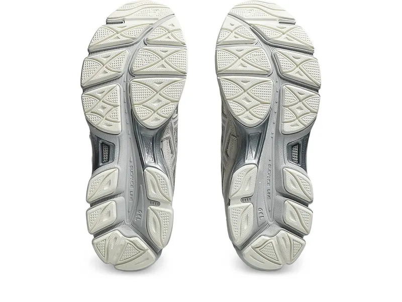 ASICS GEL-NYC “Cream / Cream” (1203A739-100)